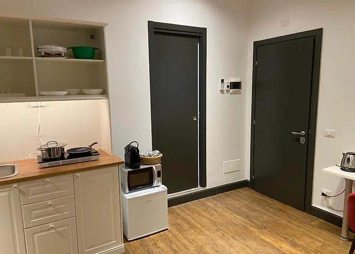 Πανσιόν Flaminia Grand